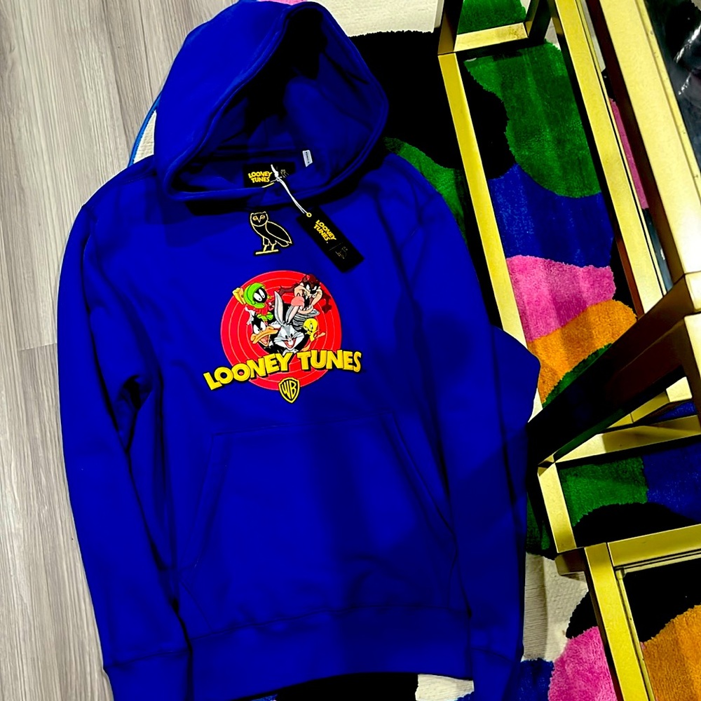 Hoodie for sale for men 100% authentic royal blue looney tunes